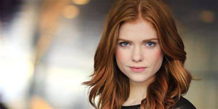 Ashley Fox Linton Biography, Age, Height, Husband, Net Worth, Family