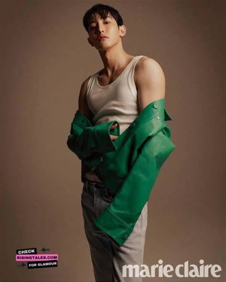 Lee Soo-hyuk Biography, Age, Height, Wife, Net Worth, Family